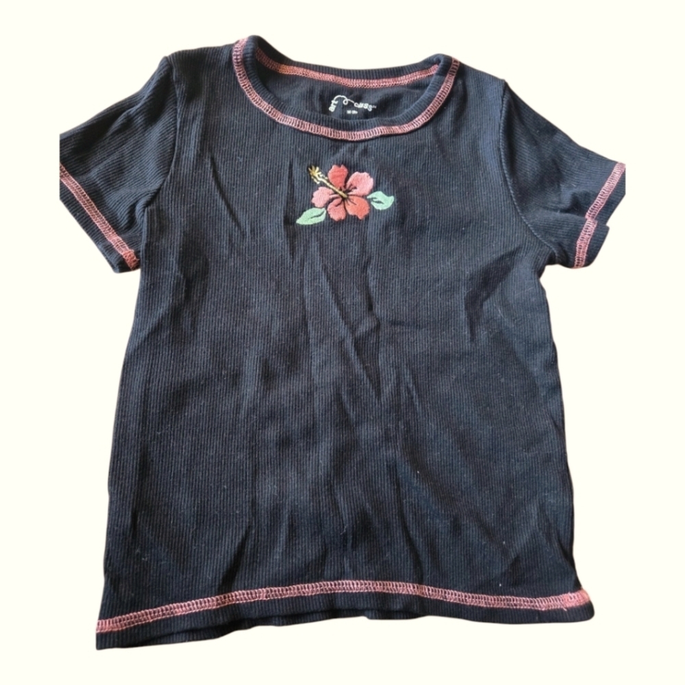 Kids Black T-Shirt with Pink Trim and Floral Design girls art class size m